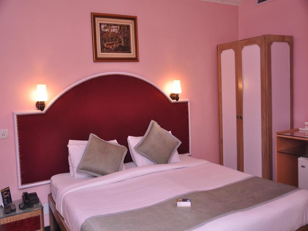 Oyo Premium Railway Station Patna Hotel Патна Екстериор снимка