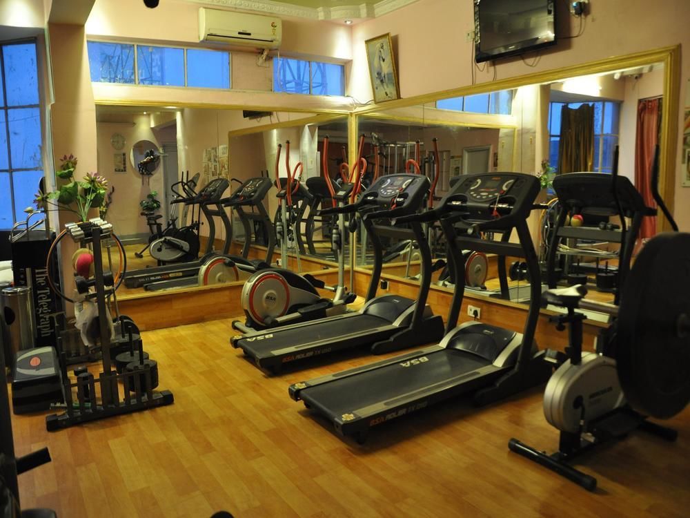 Oyo Premium Railway Station Patna Hotel Патна Екстериор снимка
