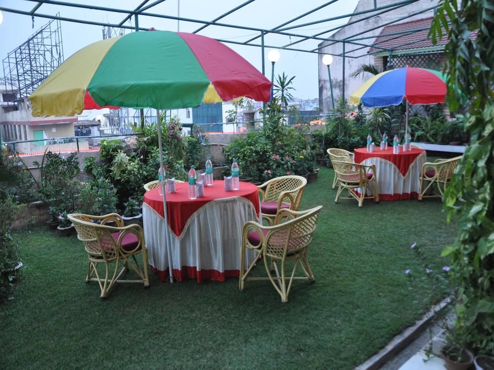 Oyo Premium Railway Station Patna Hotel Патна Екстериор снимка